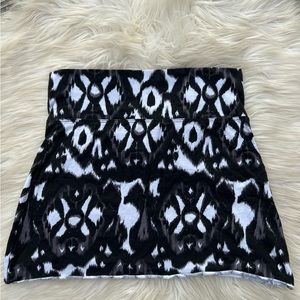 VENUS Black White Ikat Mini Skirt